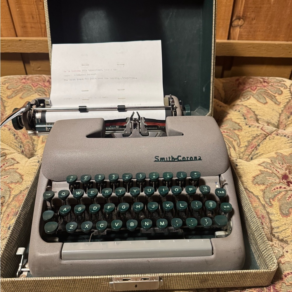 Gray Typewriter rare steel smith corona VINTAGE!!!
